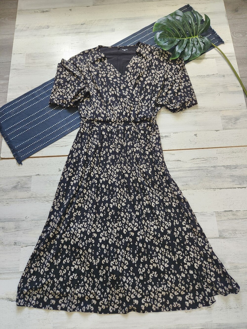 Garnet Hill Batwing Wrap Detail Knit Midi Dress Animal Print NWT Size Large